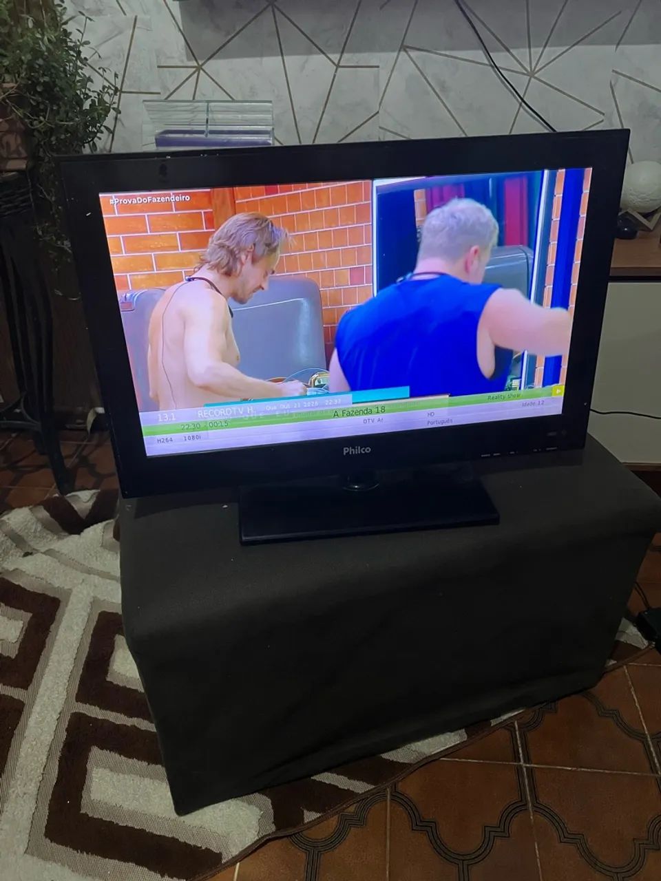 Tv 28 polegada 