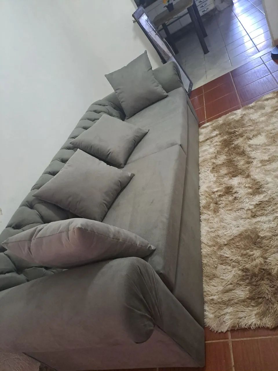 Sofa novo capitoné - Foto 2