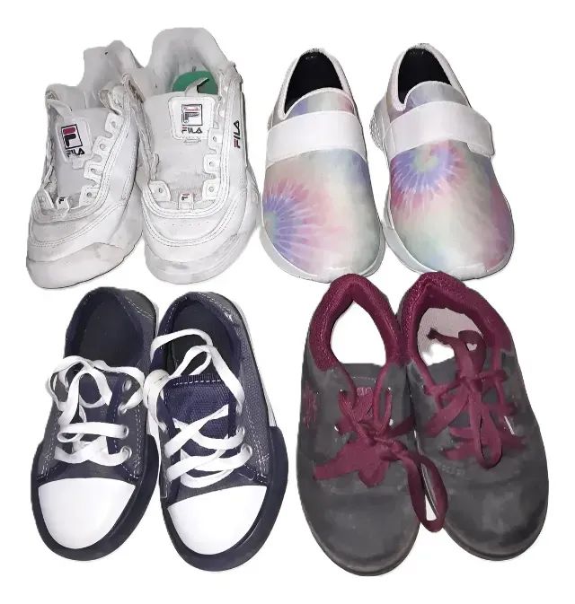 Lote com 4 pares de tênis infantis - Foto 2