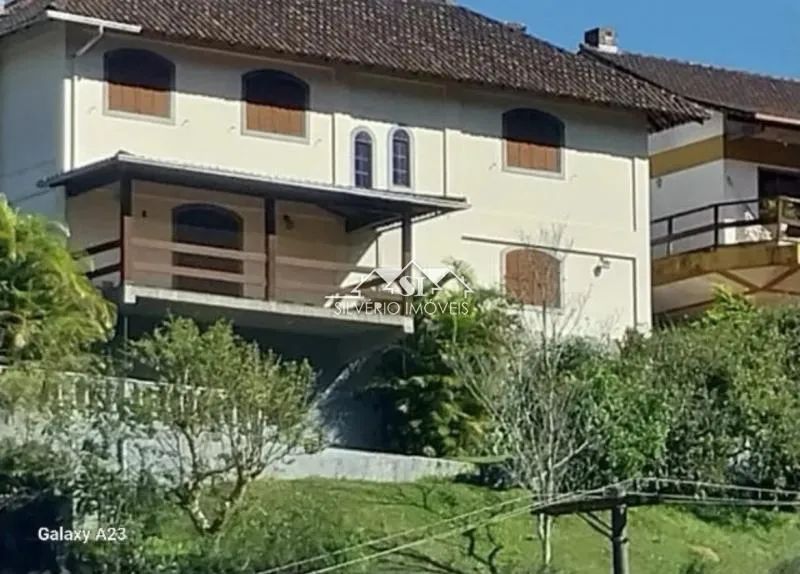 Casa- Petrópolis, Alto da Serra