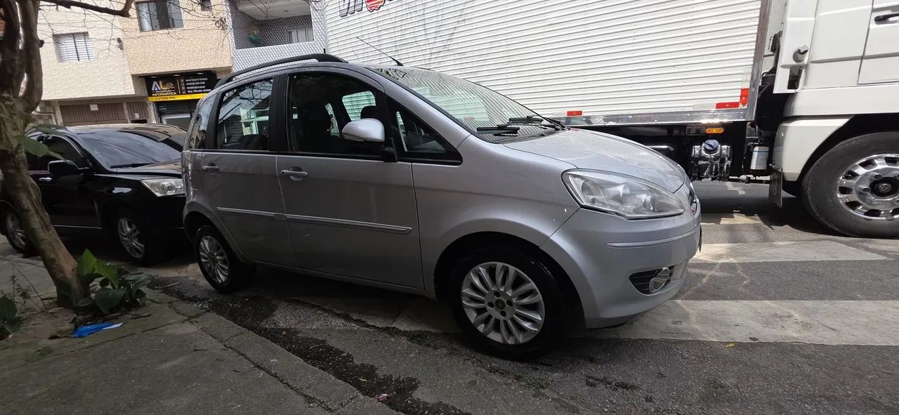Fiat Idea Attractive 1.4 Fire Flex 8V 5P 2013 - Foto 5