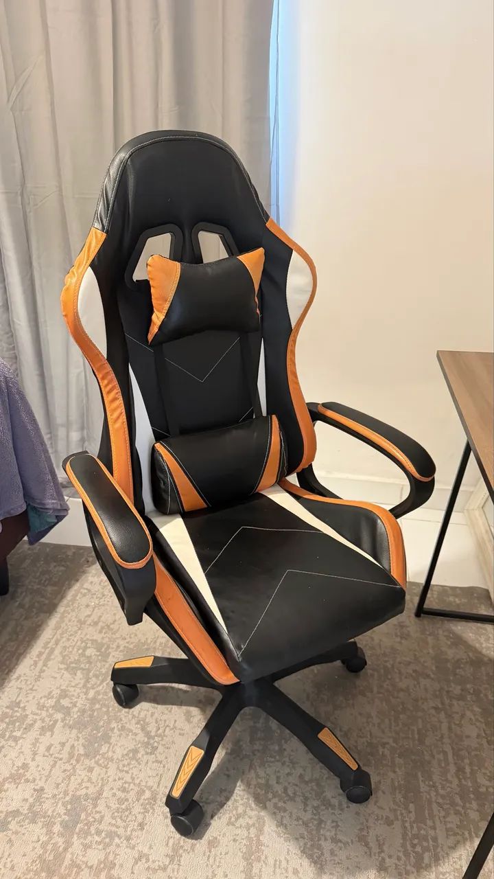 Cadeira gamer com mesa desmontável  - Foto 4