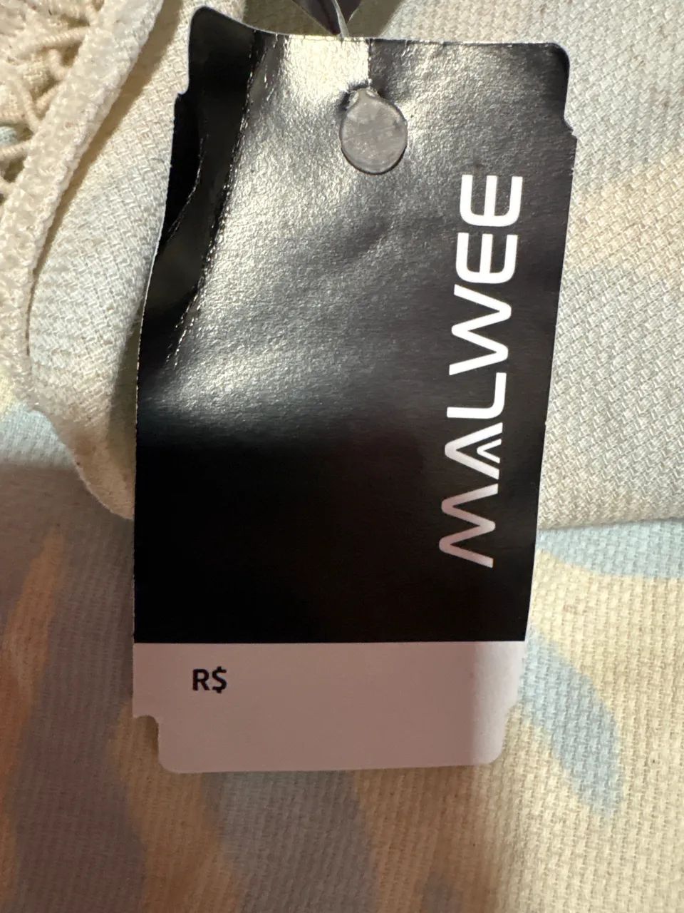 VENDO vestido curto da marca Malwee com decote de um ombro só!! - Foto 4
