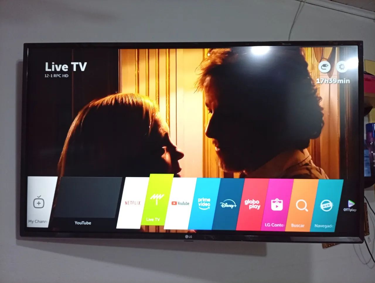 Vendo tv 43 polegadas Smart vinculado  - Foto 3