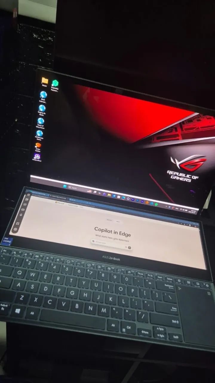 Notebook ASUS I9 Zenbook DUO LINDO, muito CONSERVADO, produto de NICHO - Foto 4