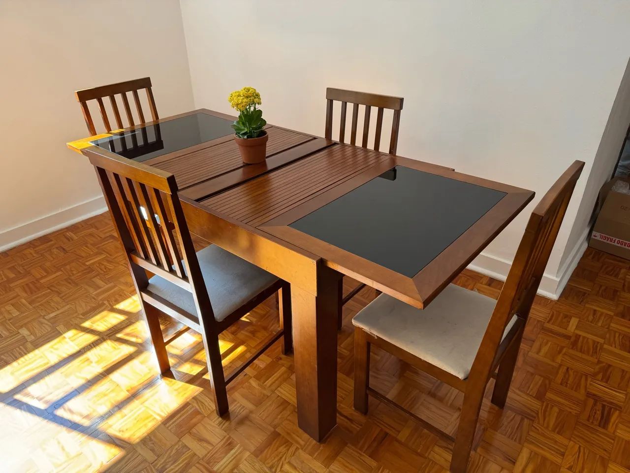 Vendo Mesa extensora 4 lugares  - Foto 4