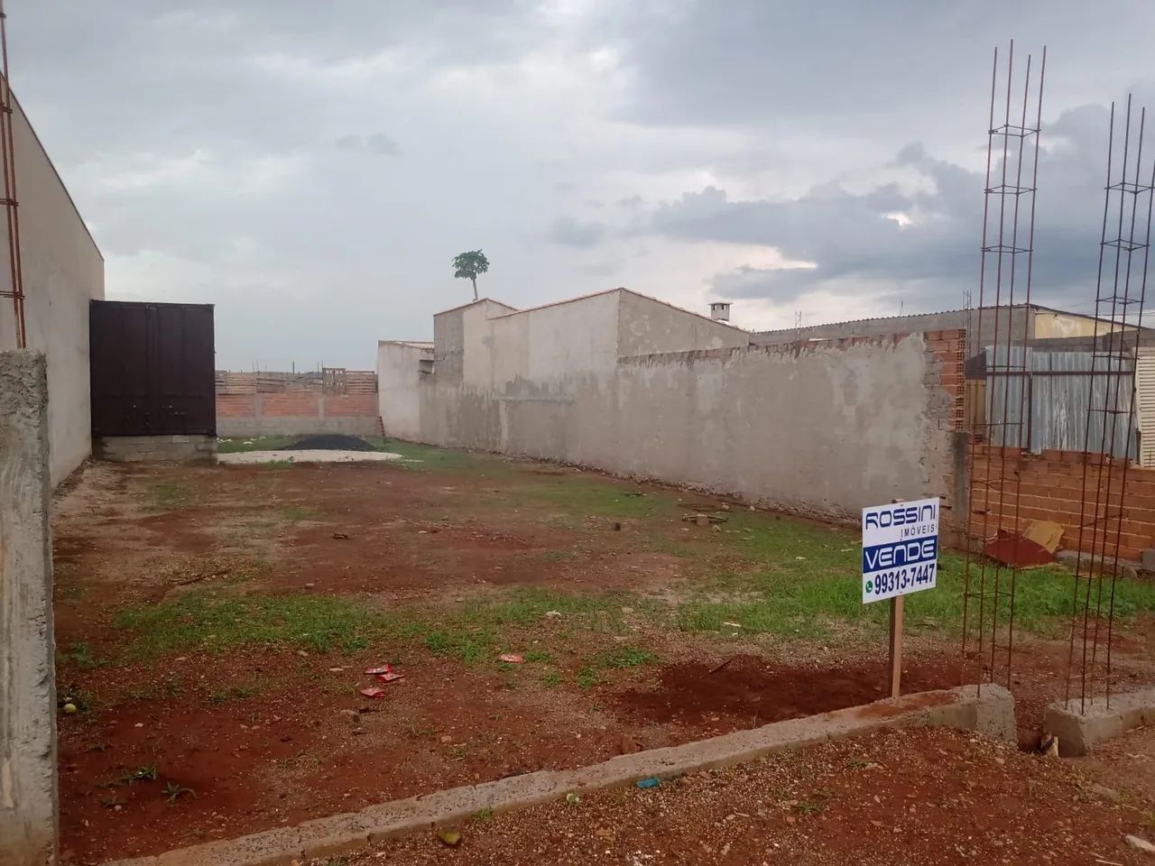 Terreno e Container 
