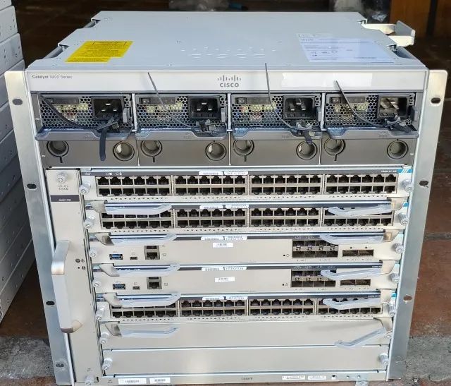 Switch Chassi Cisco C9407R 