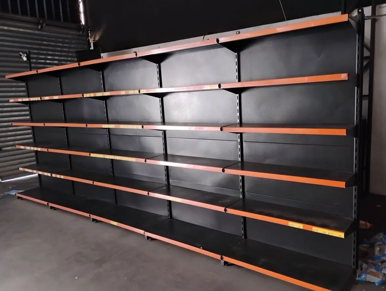 Gôndolas em aço reforçado  - Foto 3