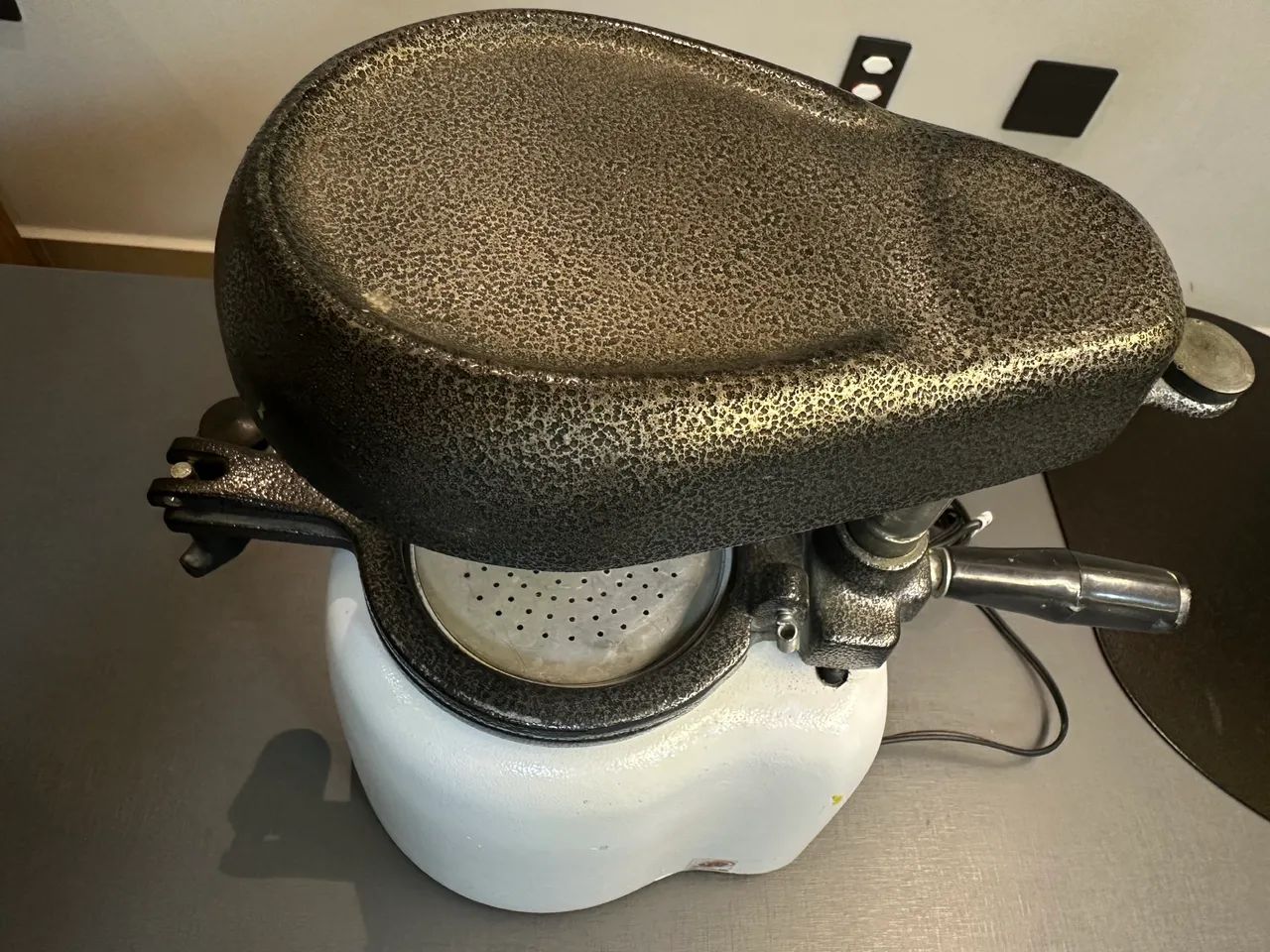 Plastificadora A Vácuo Com Motor - Essence Dental VH - 127v  - Foto 2