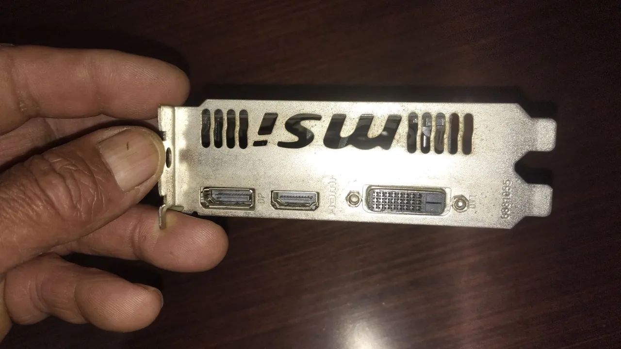 Placa vídeo Pc gamer Msi gtx 1050 2giga usada excelente - Foto 3