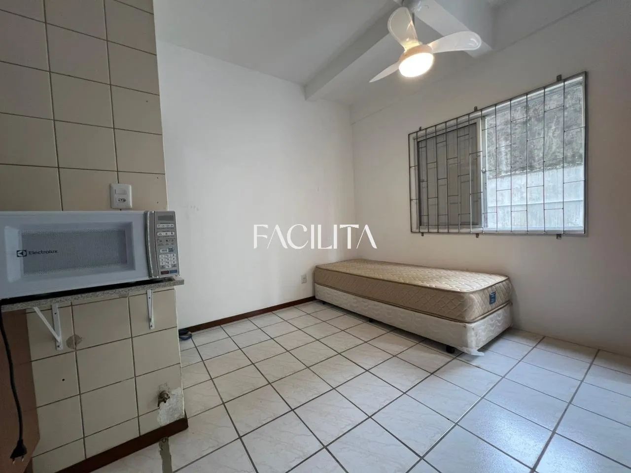 Apartamento com 1 quarto no bairro Carvoeira, Florianópolis. - Foto 3