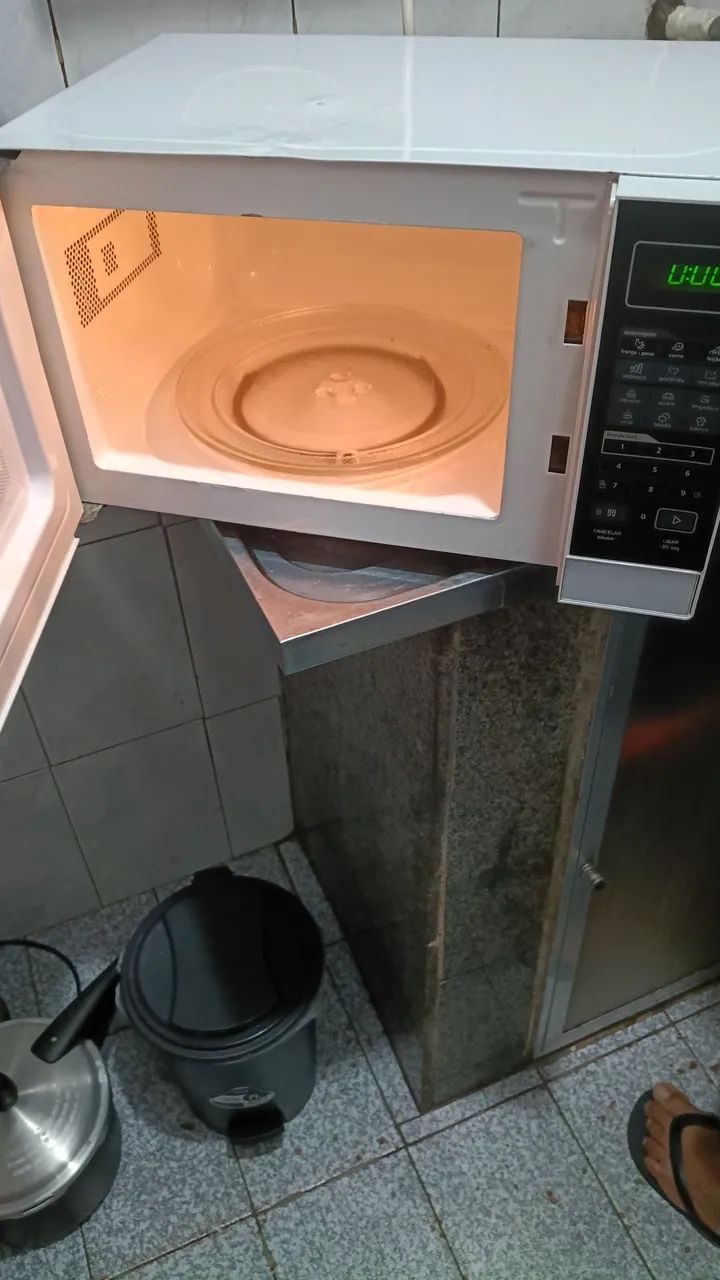 Microondas Midian 20 litros  - Foto 4
