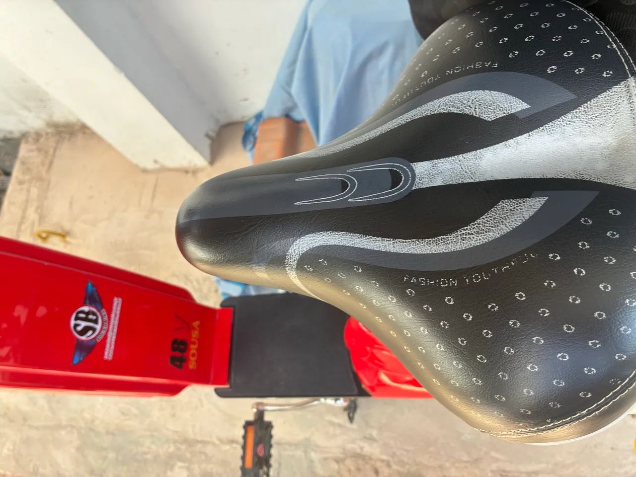 Vendo bicicleta nova