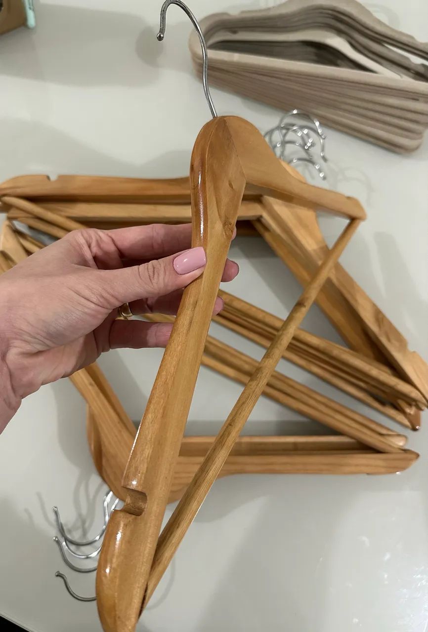 Hangers65153862070786121