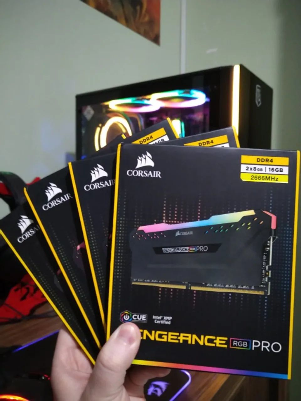 Memória DDR4 16GB 2x 8GB Corsair 2666Mhz Lacrada - Memória RAM