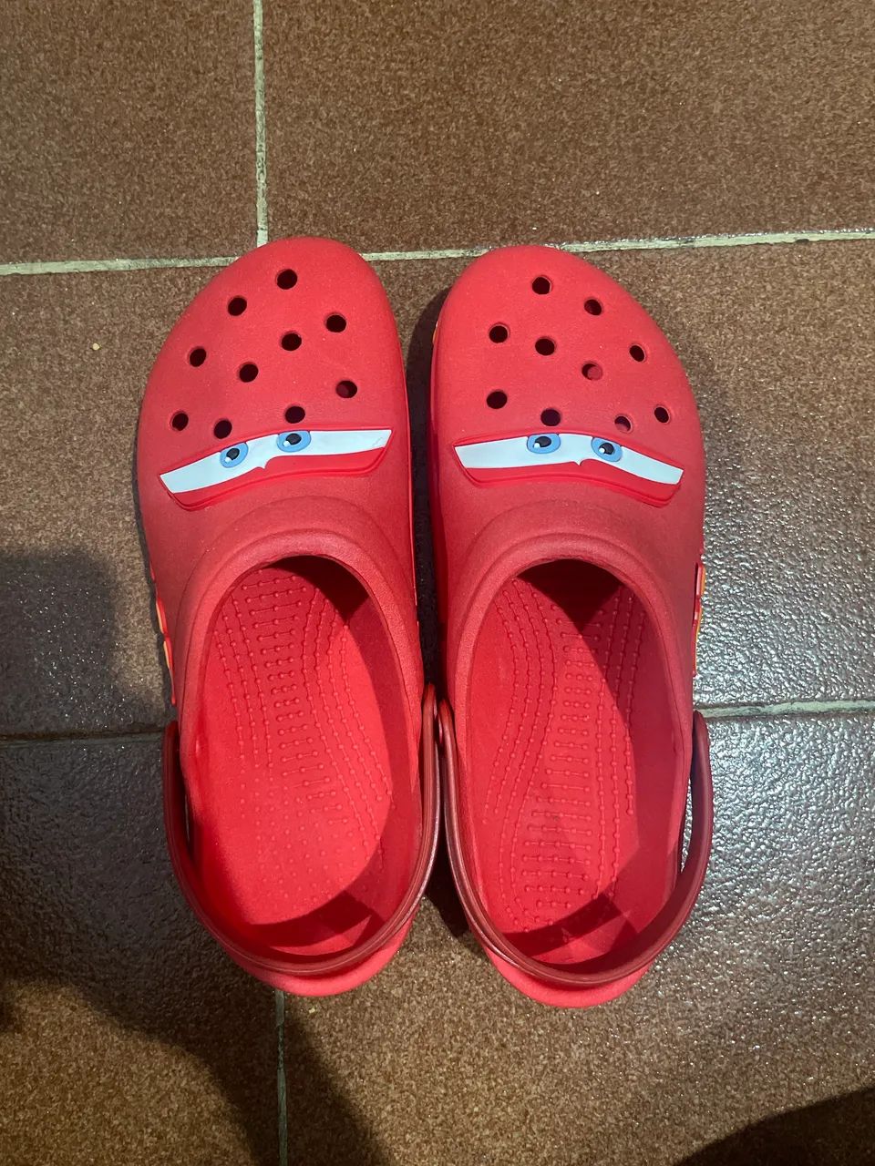 Crocs nova do Relâmpago Mcqueen 