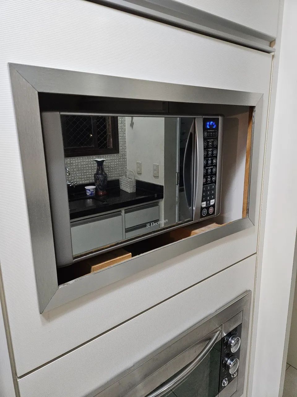 Microondas Eletrolux 20L