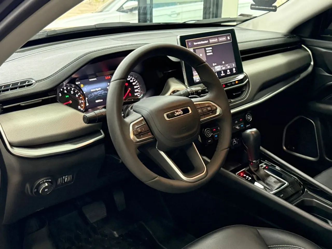 Jeep Compass Long. T270 1.3 TB 4X2 Flex AUT 2023 - Foto 4