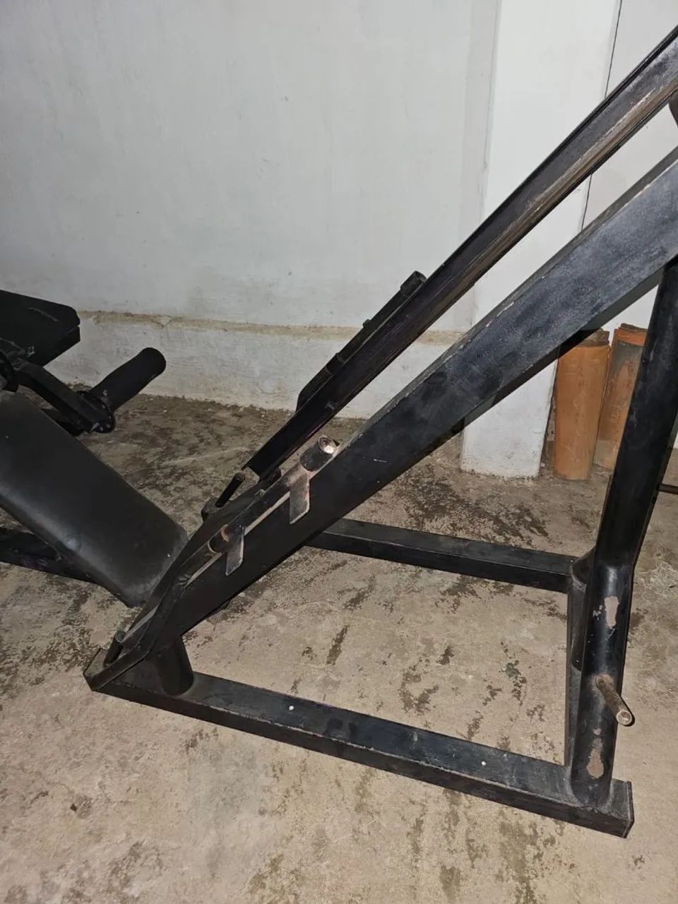 Leg press