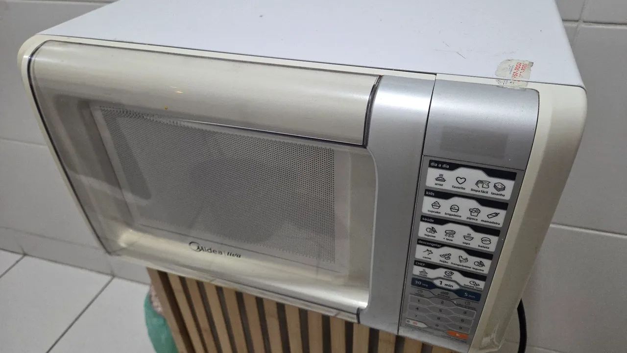 Micro-ondas  30 Litros