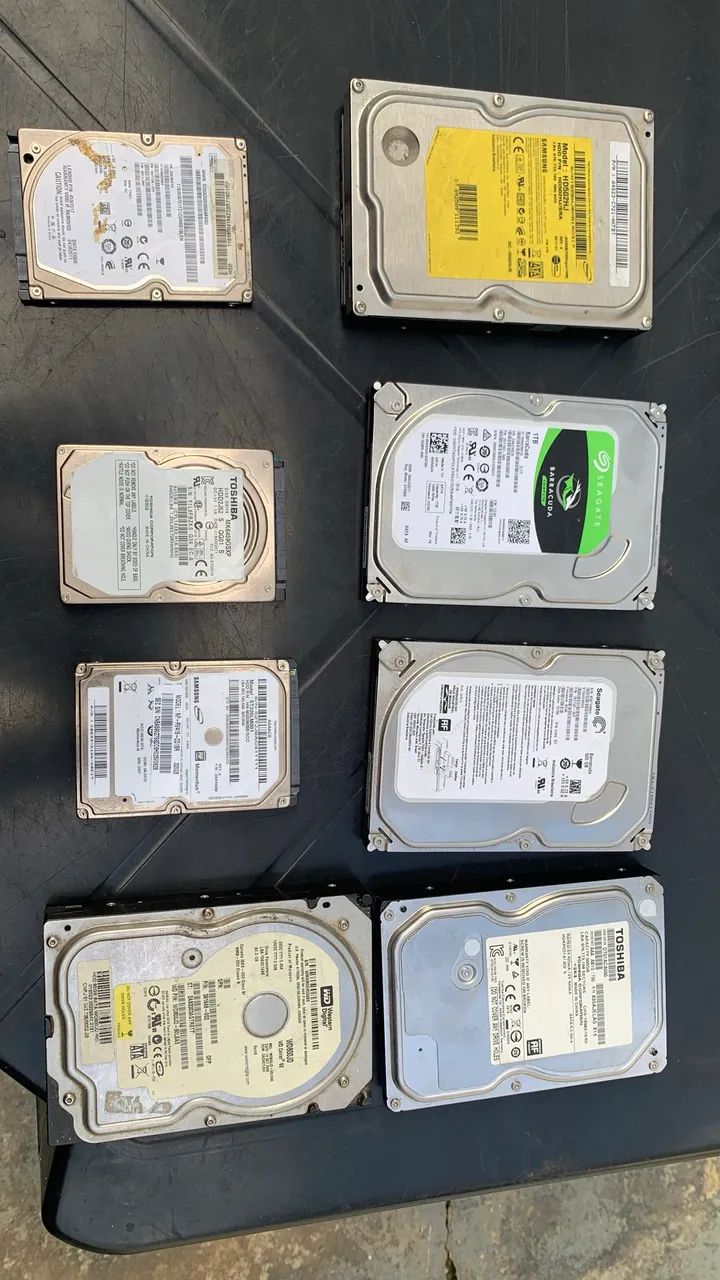 8 HDS 1 de 1TB e 3 HDS DE 500gb - Armazenamento - Jordanópolis