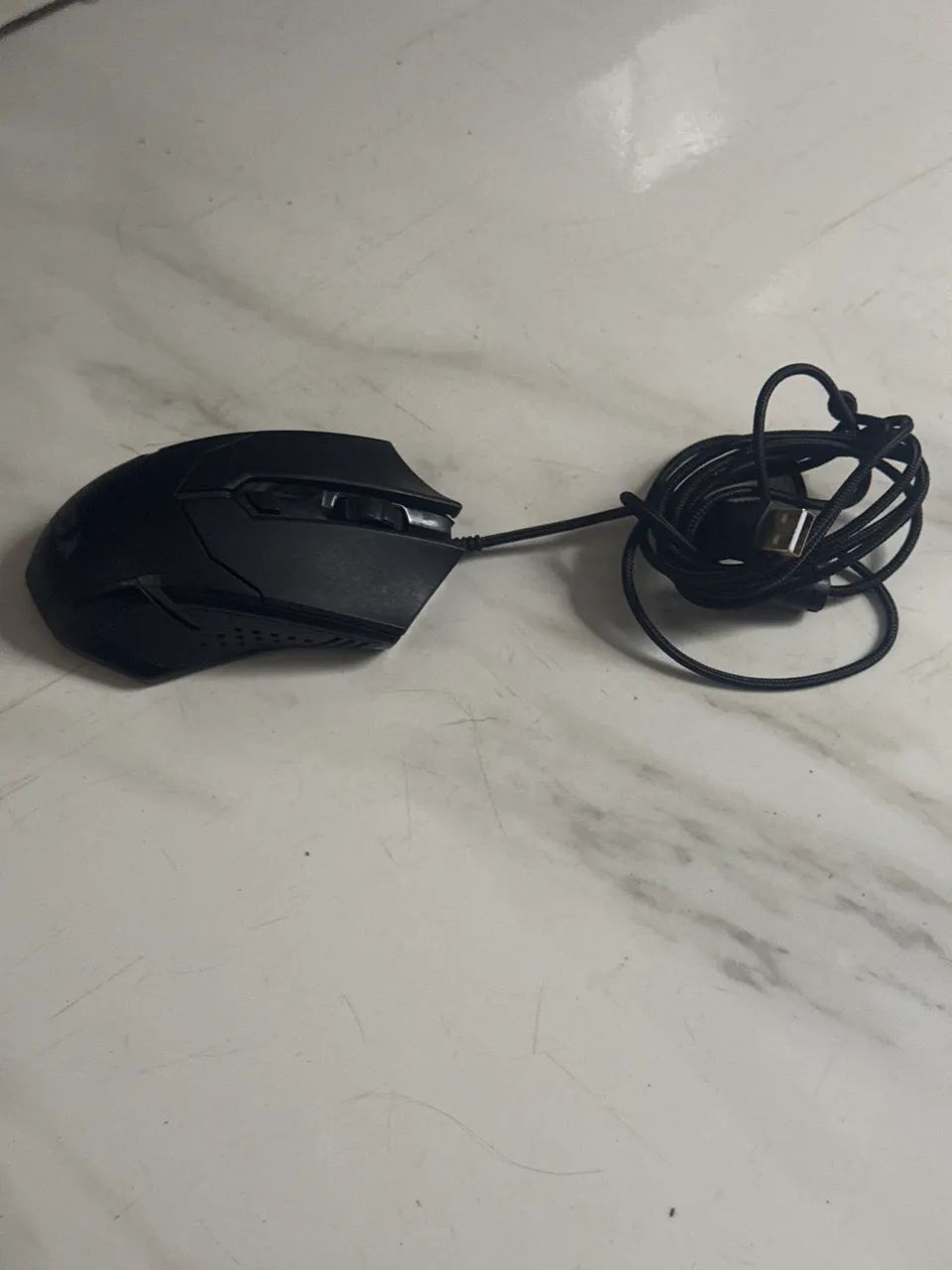 Mouse redragon 7200dpi com cabo e com led - Foto 4