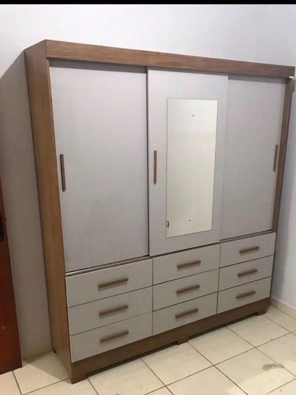 Guarda roupa 
