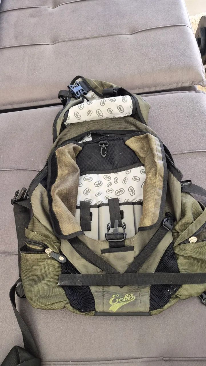 Mochila Ecko relíquia  - Foto 3