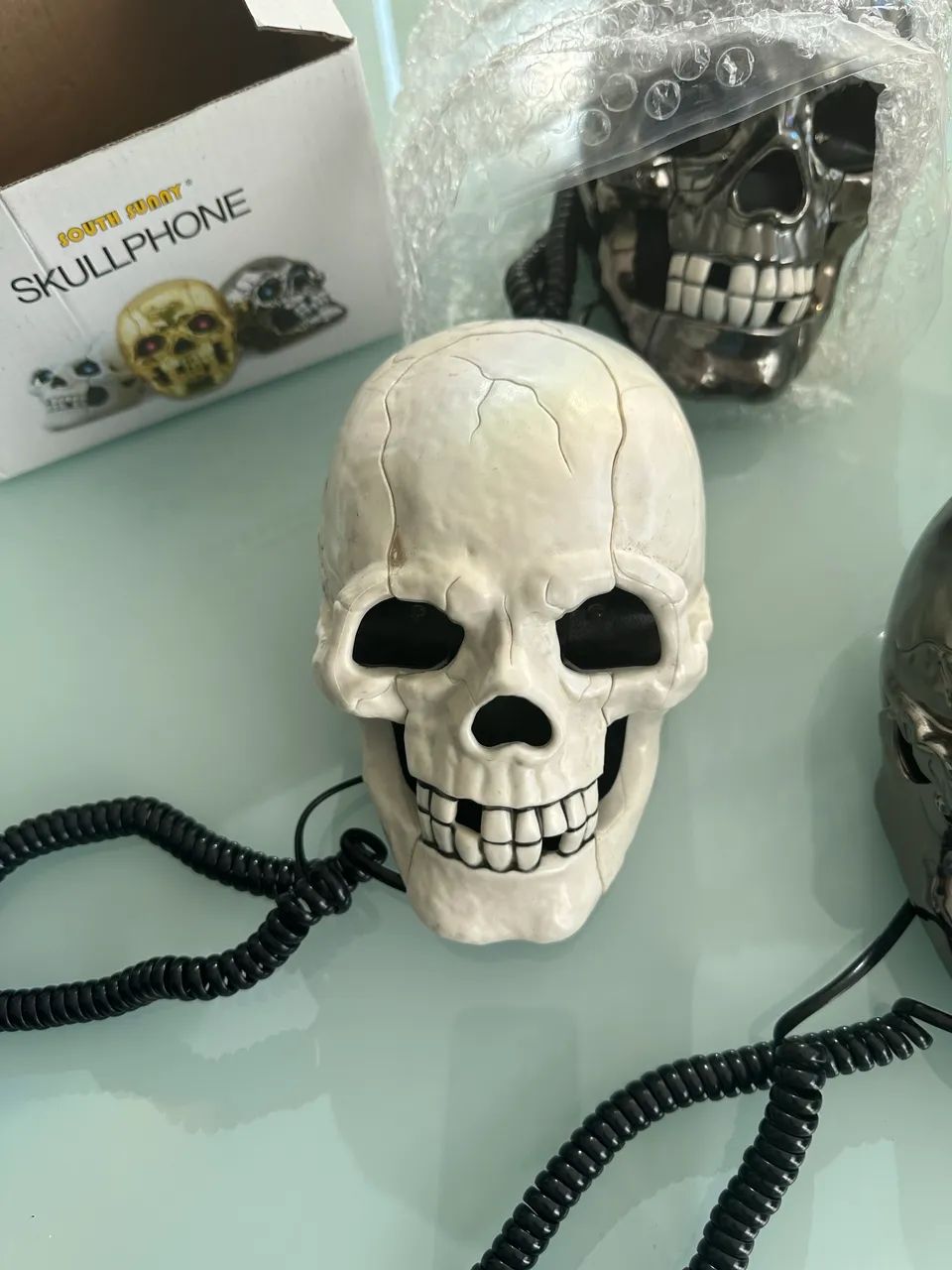 Telefone em formato de caveira Retrô nunca usado 50,00 cada um   - Foto 6