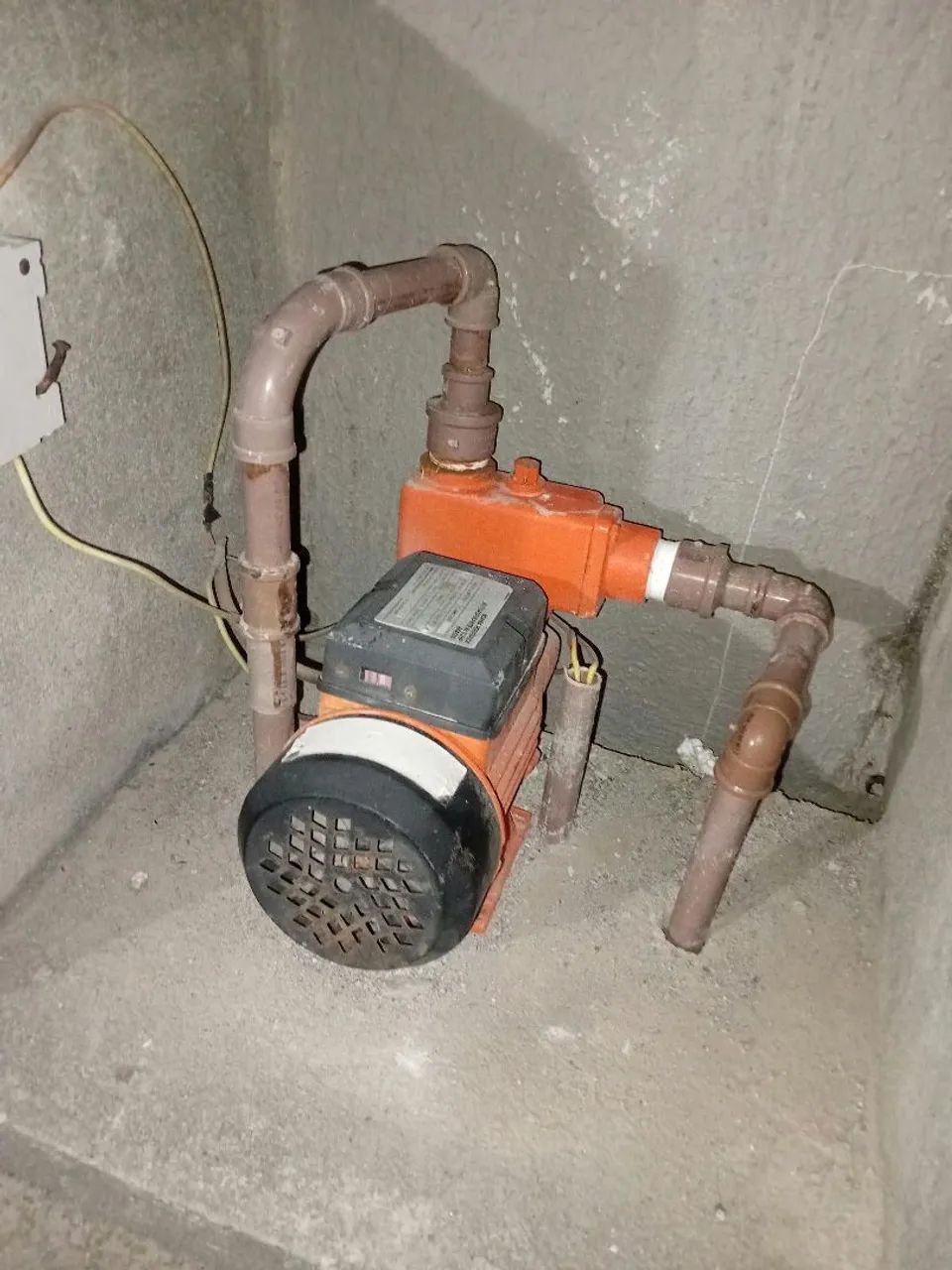 Conserto de bombas periféricas 