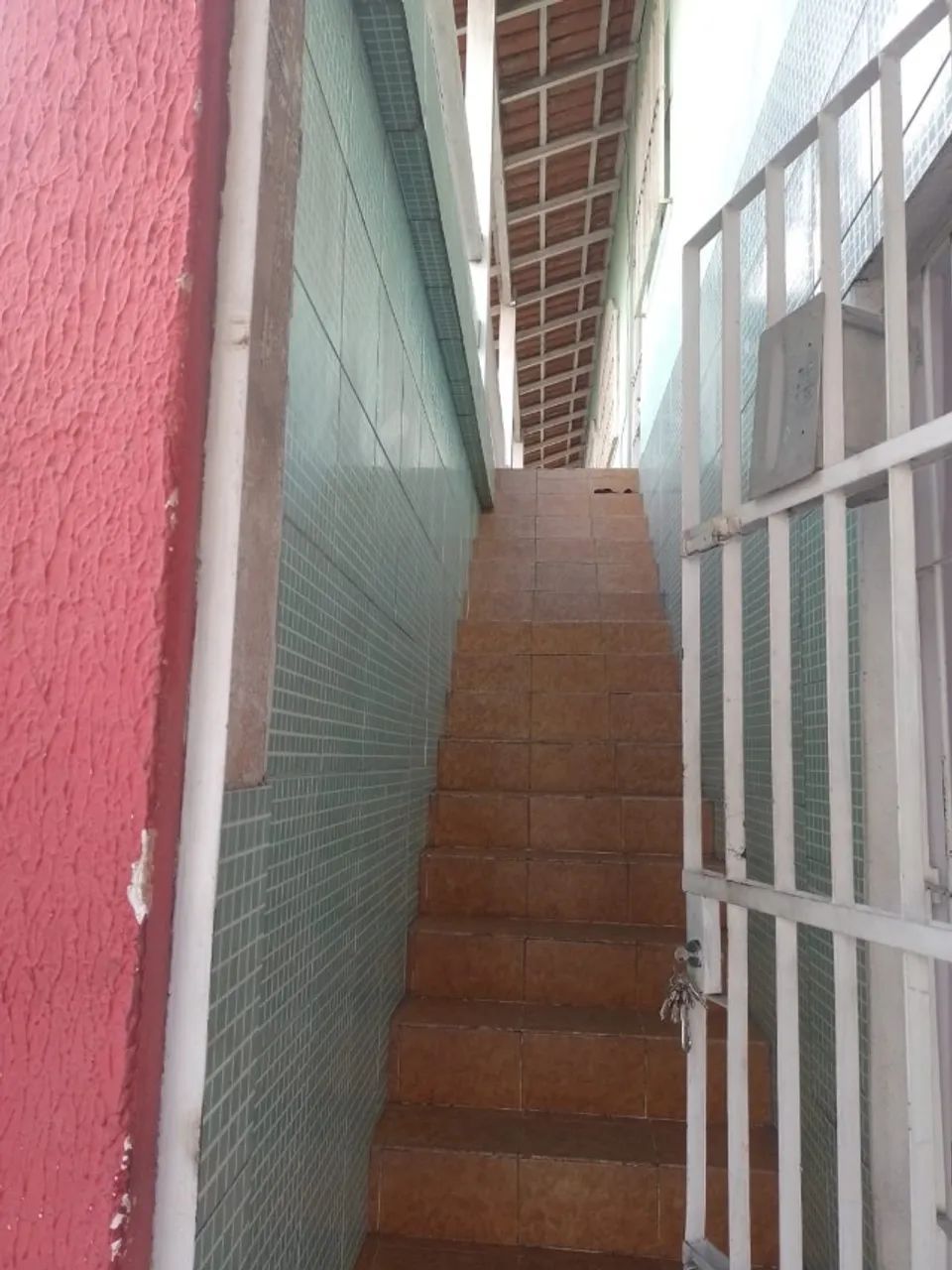 Vende-se imóvrel 2 Residências + comércio - Foto 2