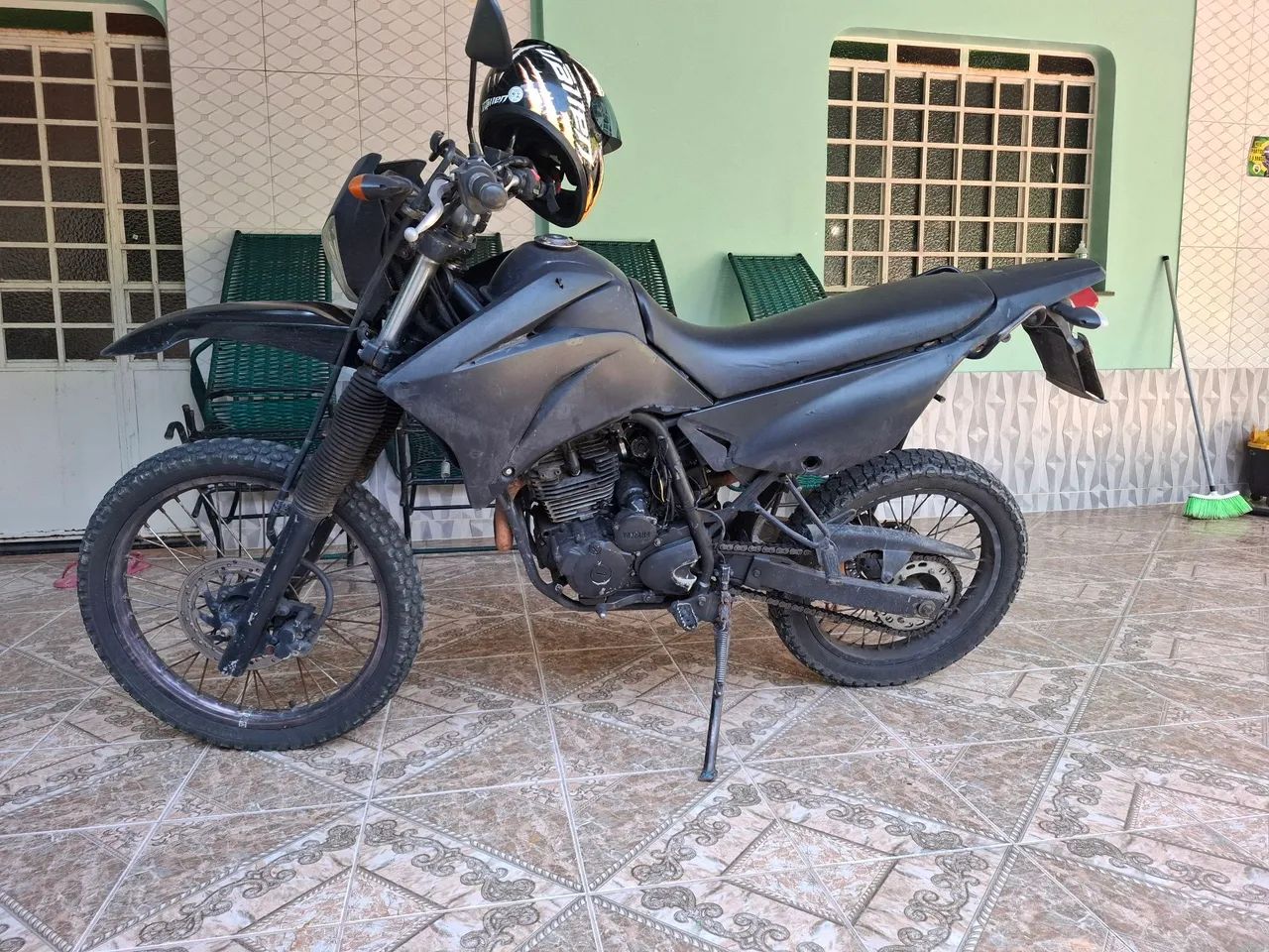 Lander 250 cilindradas 2014 - Foto 5