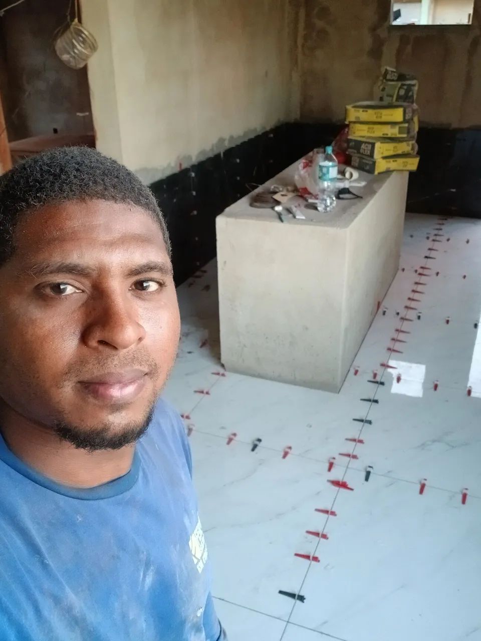 Pedreiro disponível / a combinar 