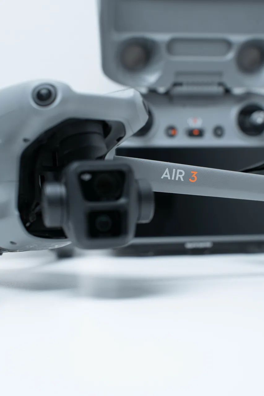 DJI AIR 3 | FLY MORE COMBO ( RC 2 ) - Foto 2