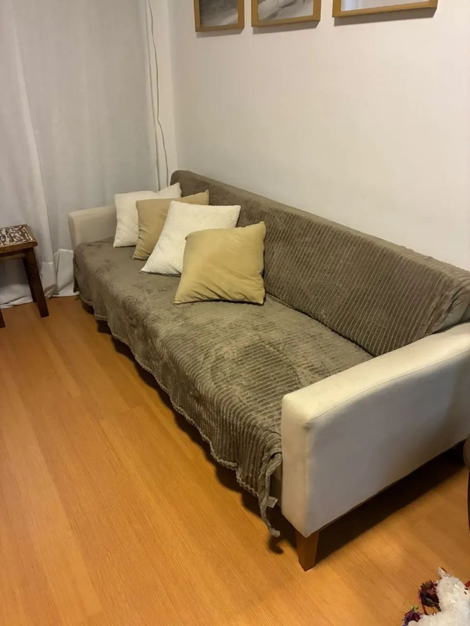 Sofá de linho já impermeabilizado + almofadadas e 2 mantas - Foto 3