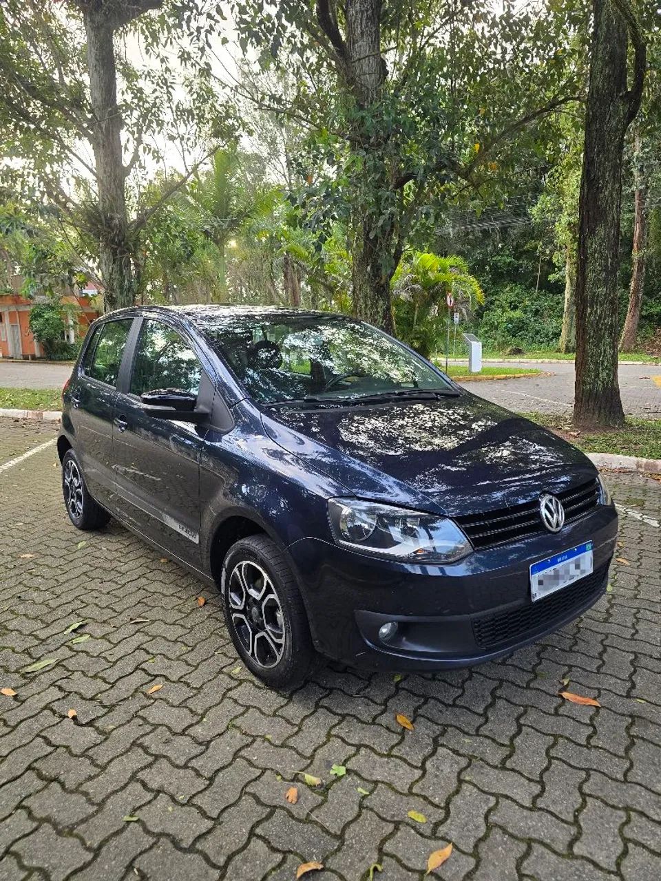 Volkswagen Fox Selecao 1.0 Total Flex 8V 5P 2014 - Foto 2