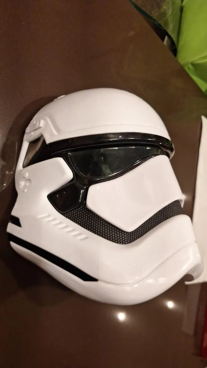 Mascara Star Wars Colecionável Disney - Foto 2