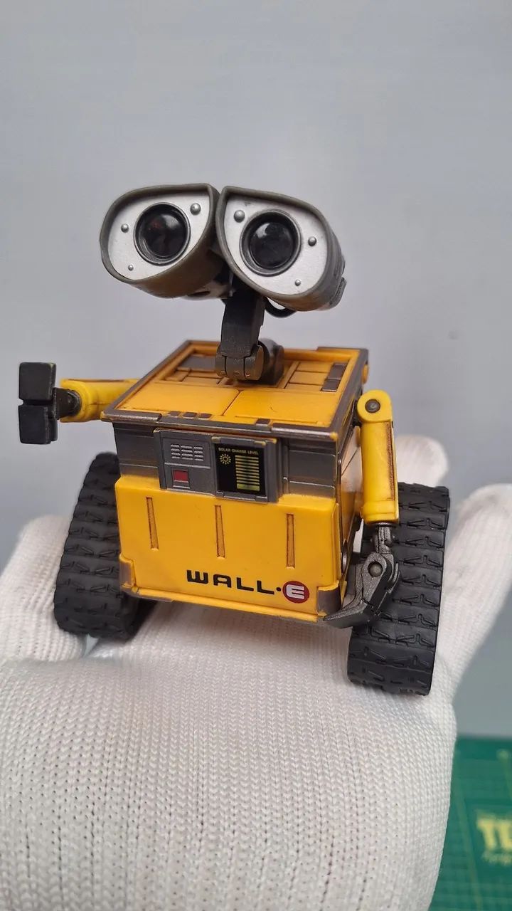 Boneco Wall-e articulado Disney 