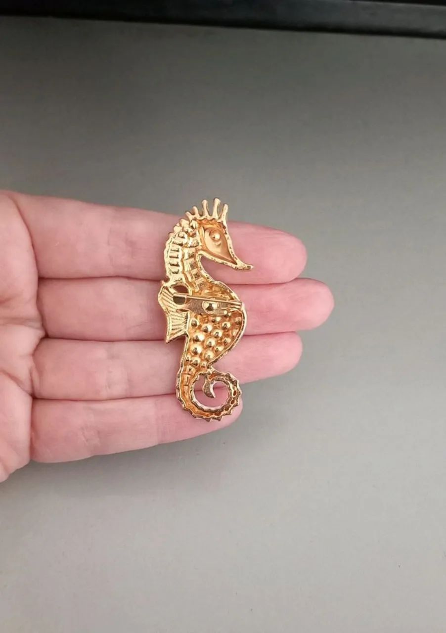 Broche de Cavalo Marinho Branco com Pérolas (novo) - Foto 4