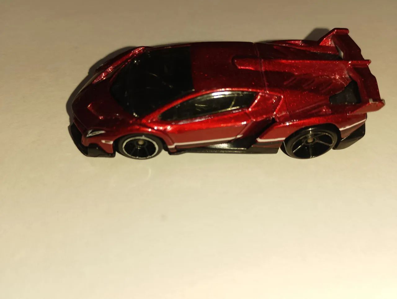 Hot Wheels Lamborghini Veneno - Foto 3
