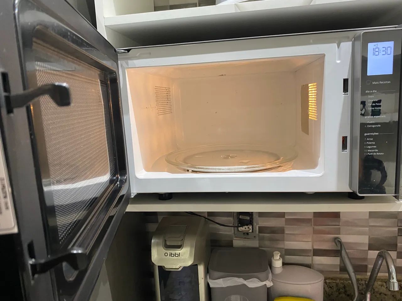 Micro-ondas Brastemp 127v - Ótimo estado - Foto 3