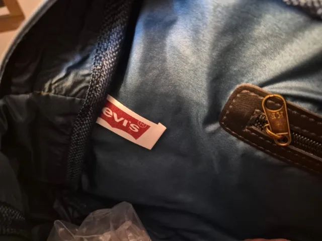 Bolsa Feminina Levi's Preta de Couro Original Nova - Foto 4