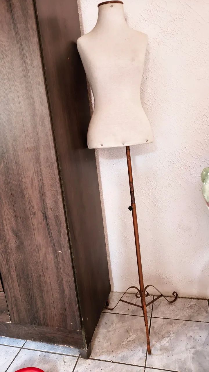 Manequim busto com pedestal - Foto 2