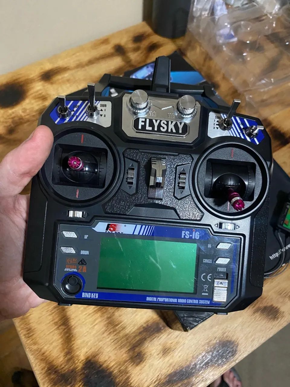 Rádio FlySky FS-I6 Semi novo - Foto 2