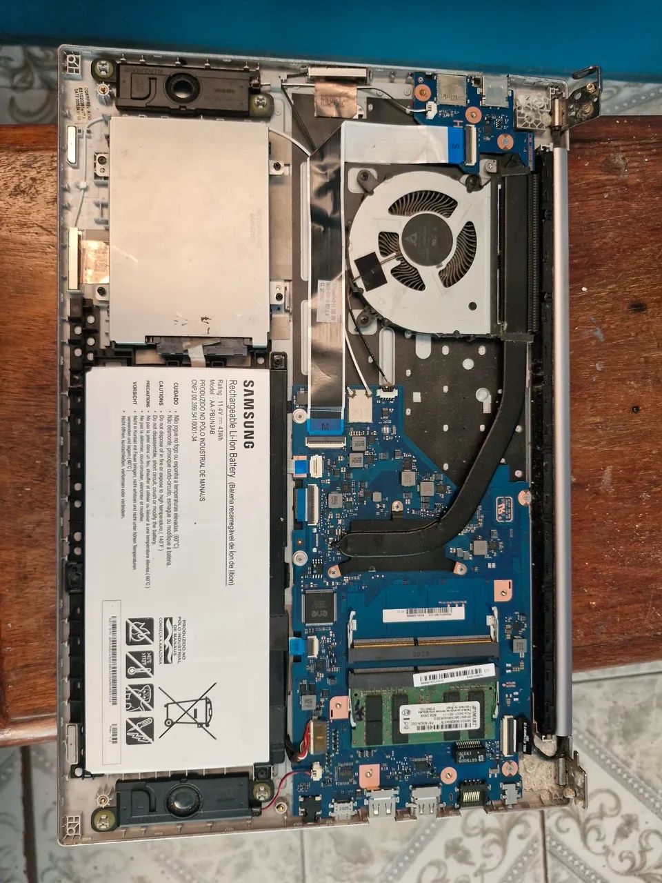 Notebook Samsung Book E30 - Para retirada de peças - Foto 4
