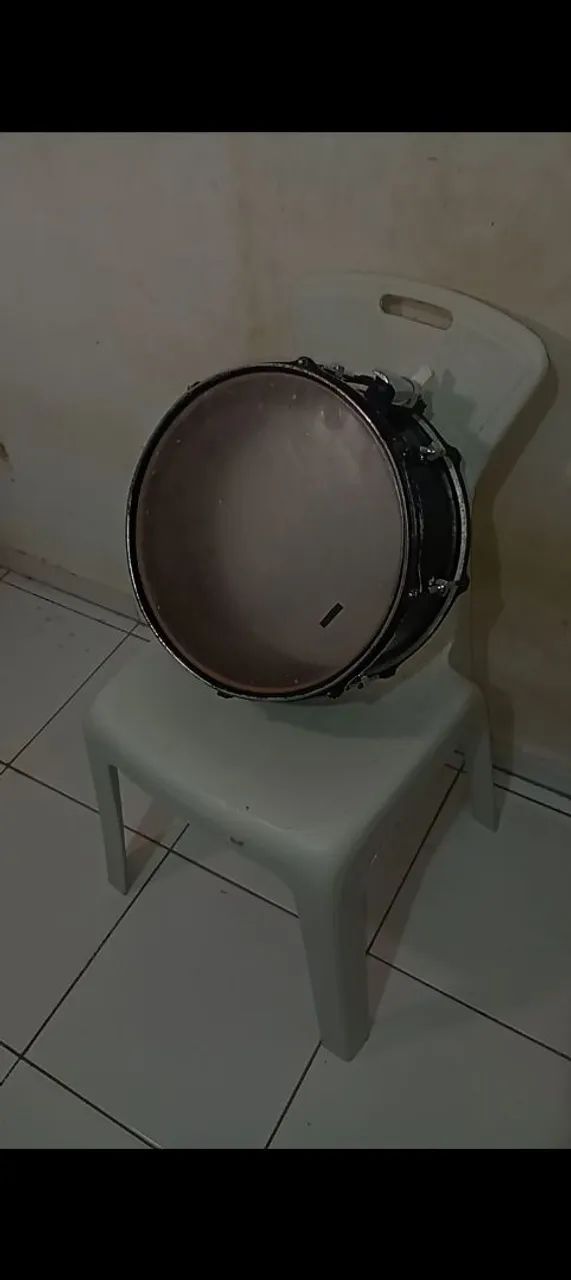 Caixa de Bateria Scorpions, 14" Polegadas, Peles Batedeira e Resposta e Esteira R$ 450 