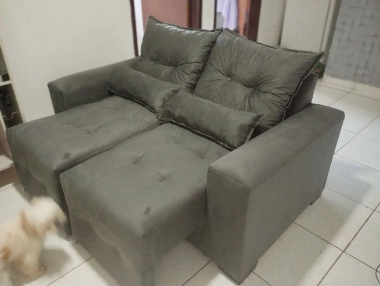 Sofá retrátil 2 lugares já com o frete! - Foto 2