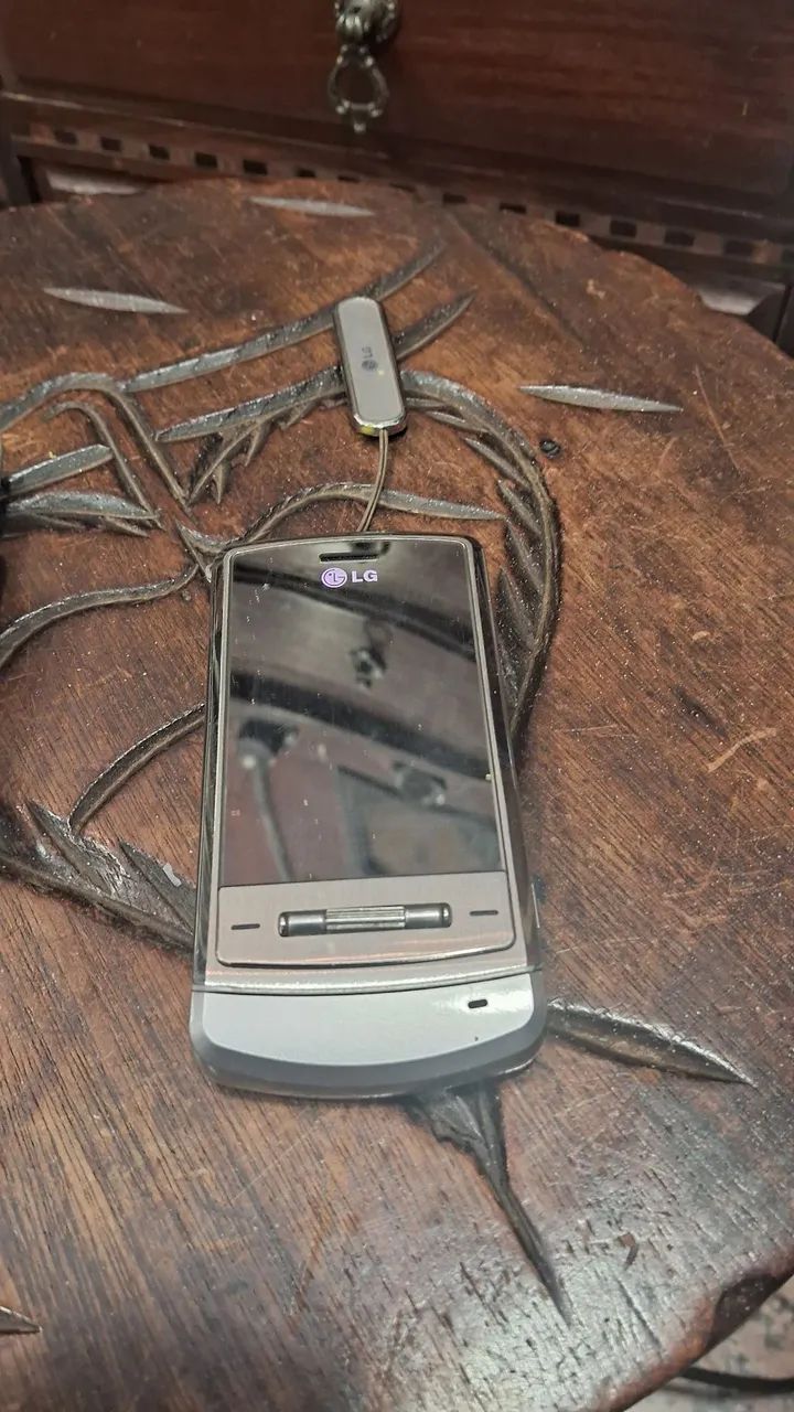 celular LG Shine ME97 SEM TESTES Vendemos como decoração  - Foto 2