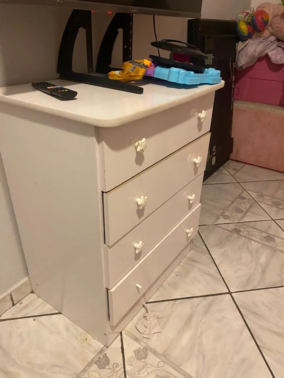 Cômoda usada 